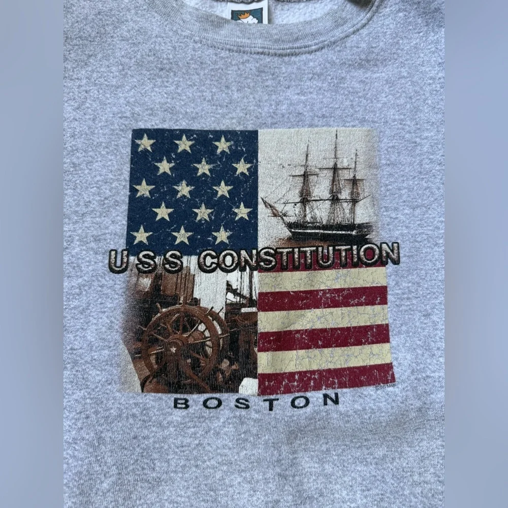VTG BOSTON USS Constitution USA FLAG Graphic Sweatshirt Crewneck Gray Size XL